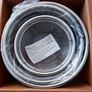 NEW Pampered Chef Stainless Mesh Colanders